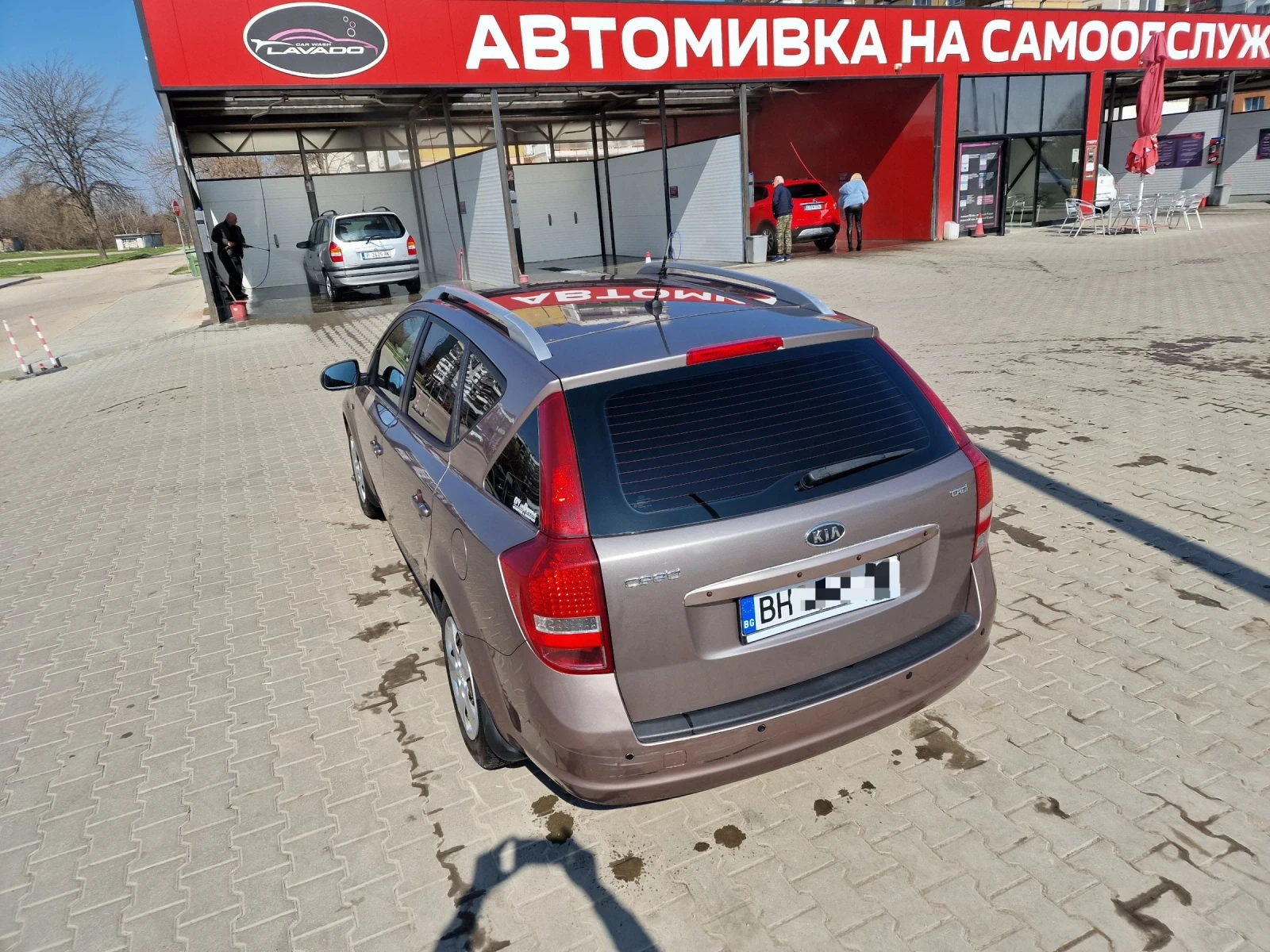 Kia Ceed SW, снимка 3 - Автомобили и джипове - 53839955