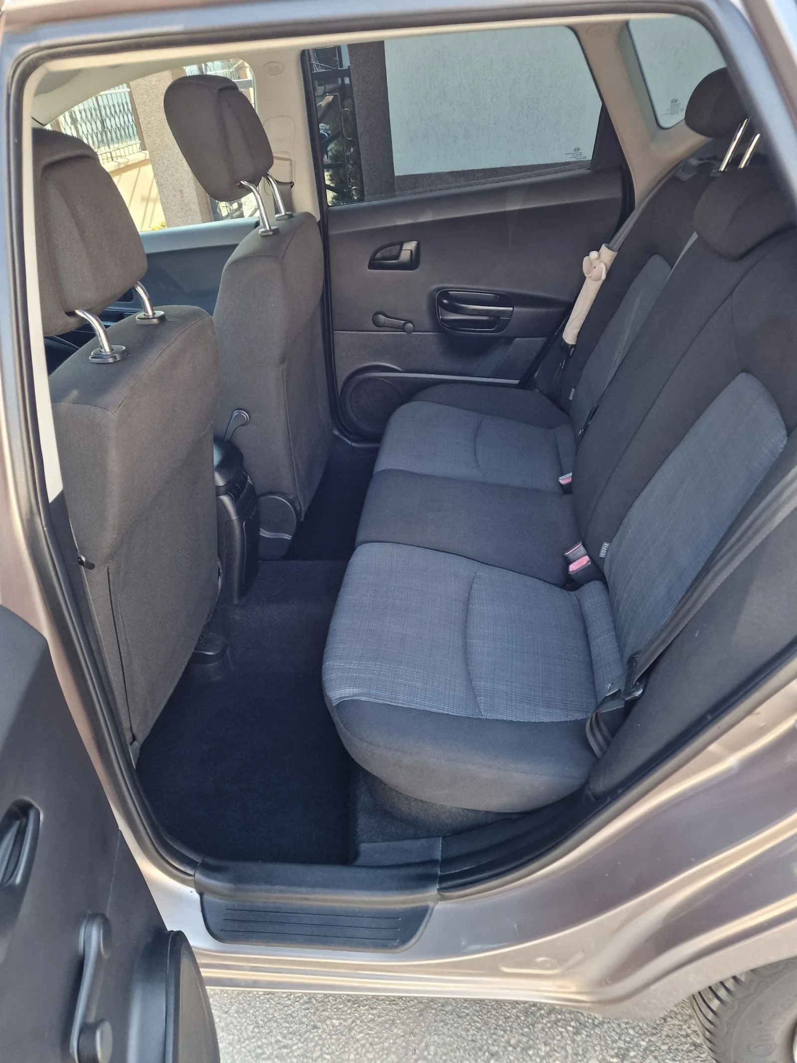 Kia Ceed SW, снимка 10 - Автомобили и джипове - 53839955