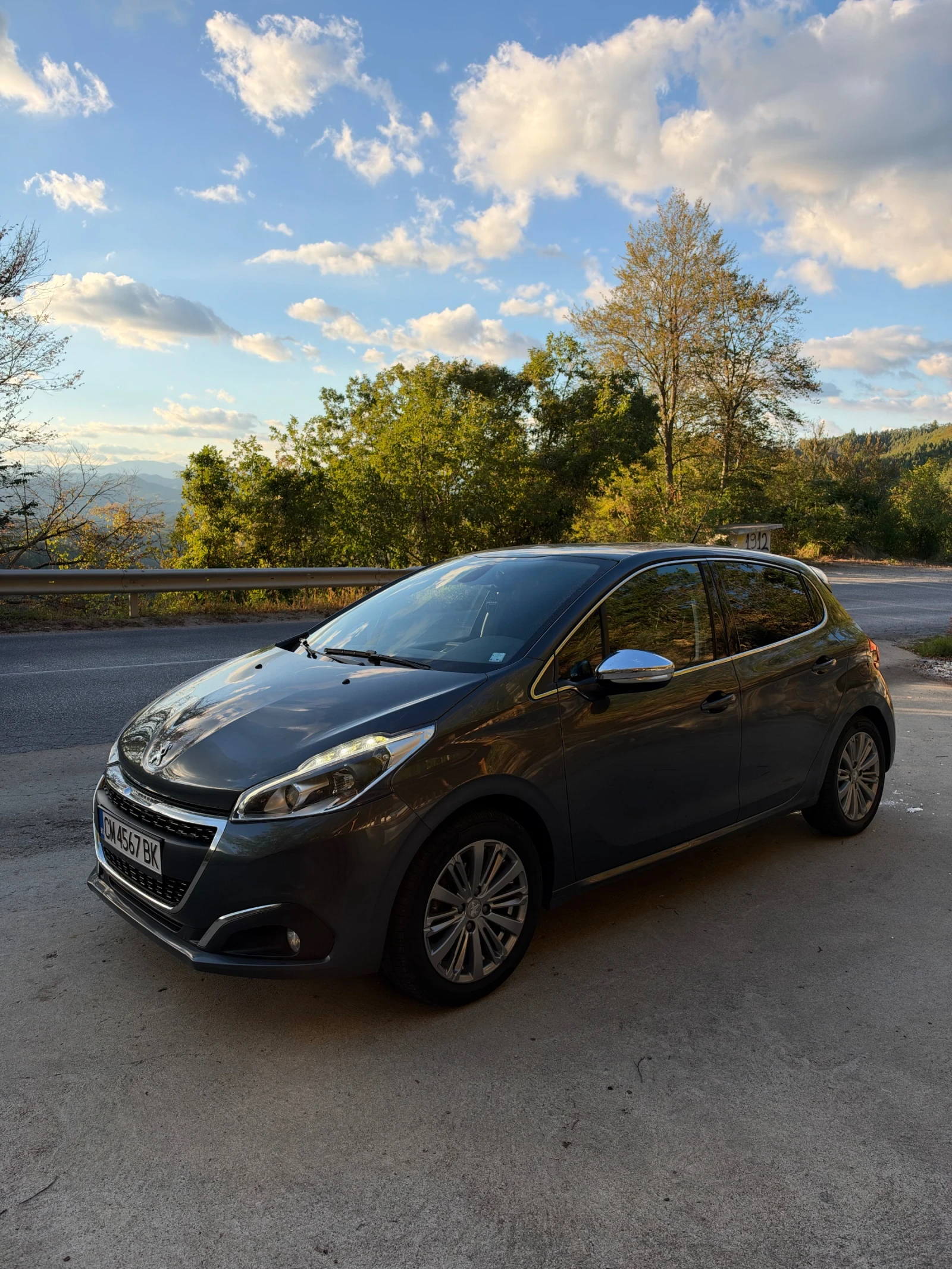 Peugeot 208 BlueHDI Allure 