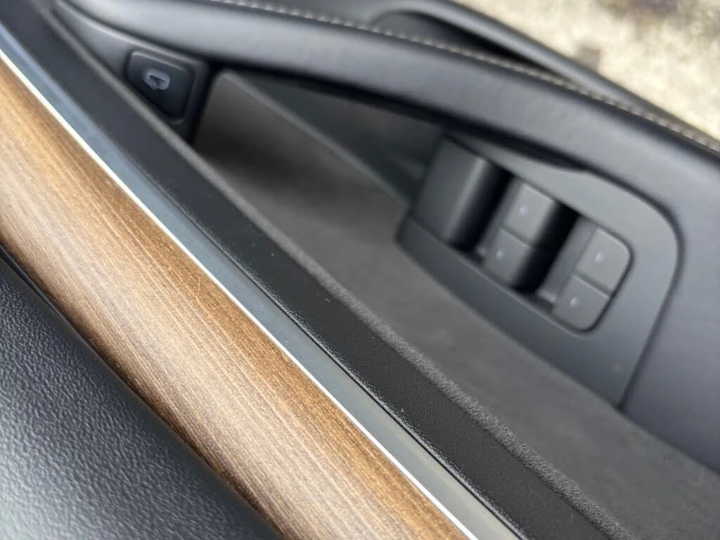 Tesla Model 3 RWD* АвтоКредит* (ЦЕНА ДО БГ), снимка 11 - Автомобили и джипове - 54137618