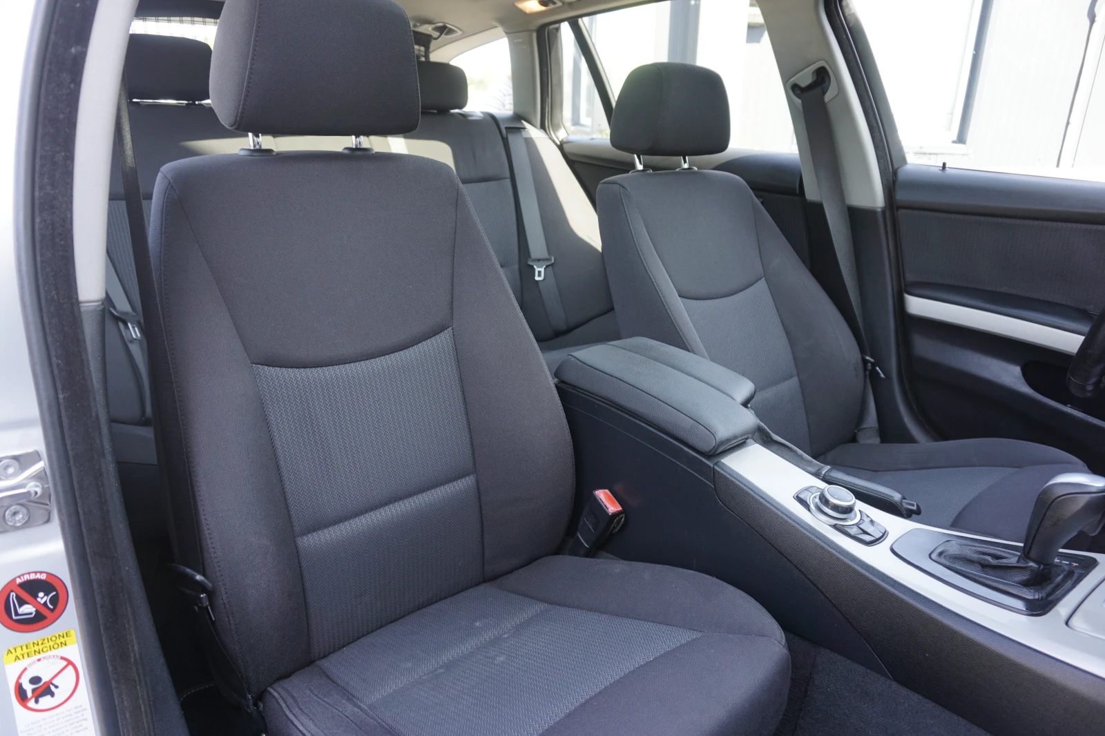 BMW 330 3.0xd/FACELIFT, снимка 12 - Автомобили и джипове - 54218254