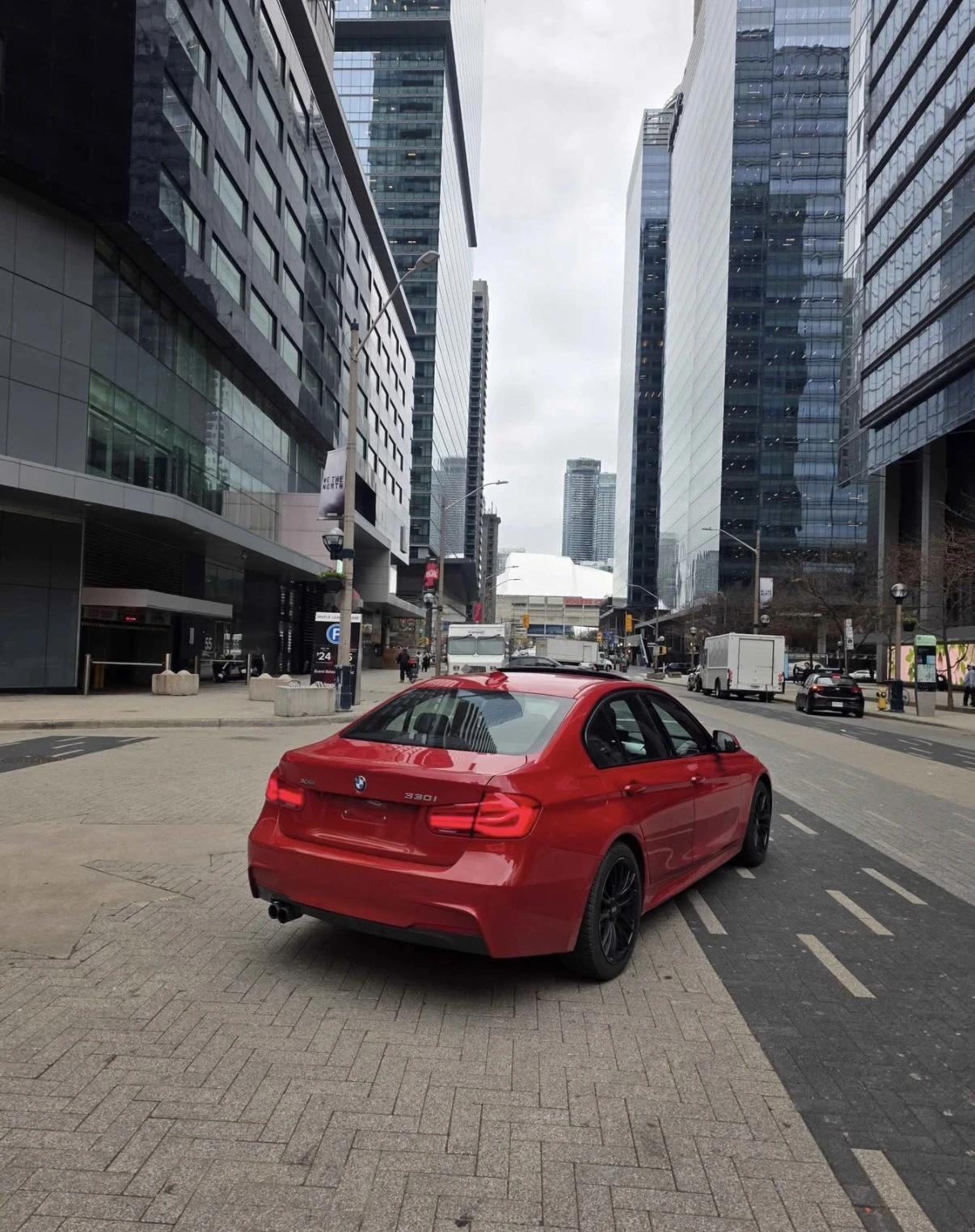 BMW 330 М ПАКЕТ * XDRIVE * HEAD UP * HARMON KARDON * , снимка 3 - Автомобили и джипове - 54562543