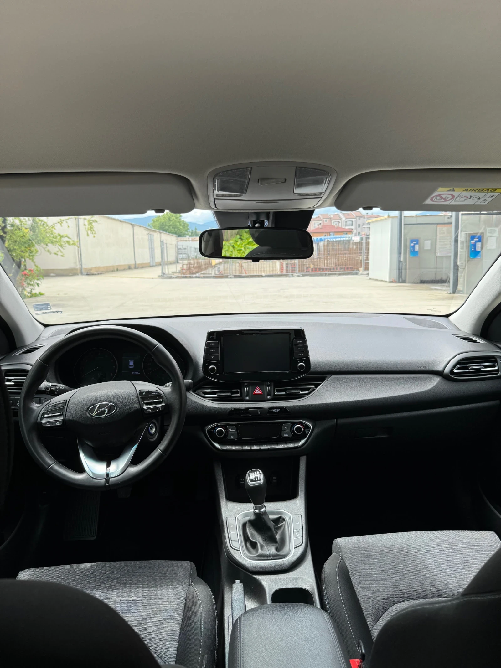 Hyundai I30 Exclusive , снимка 16 - Автомобили и джипове - 54894613