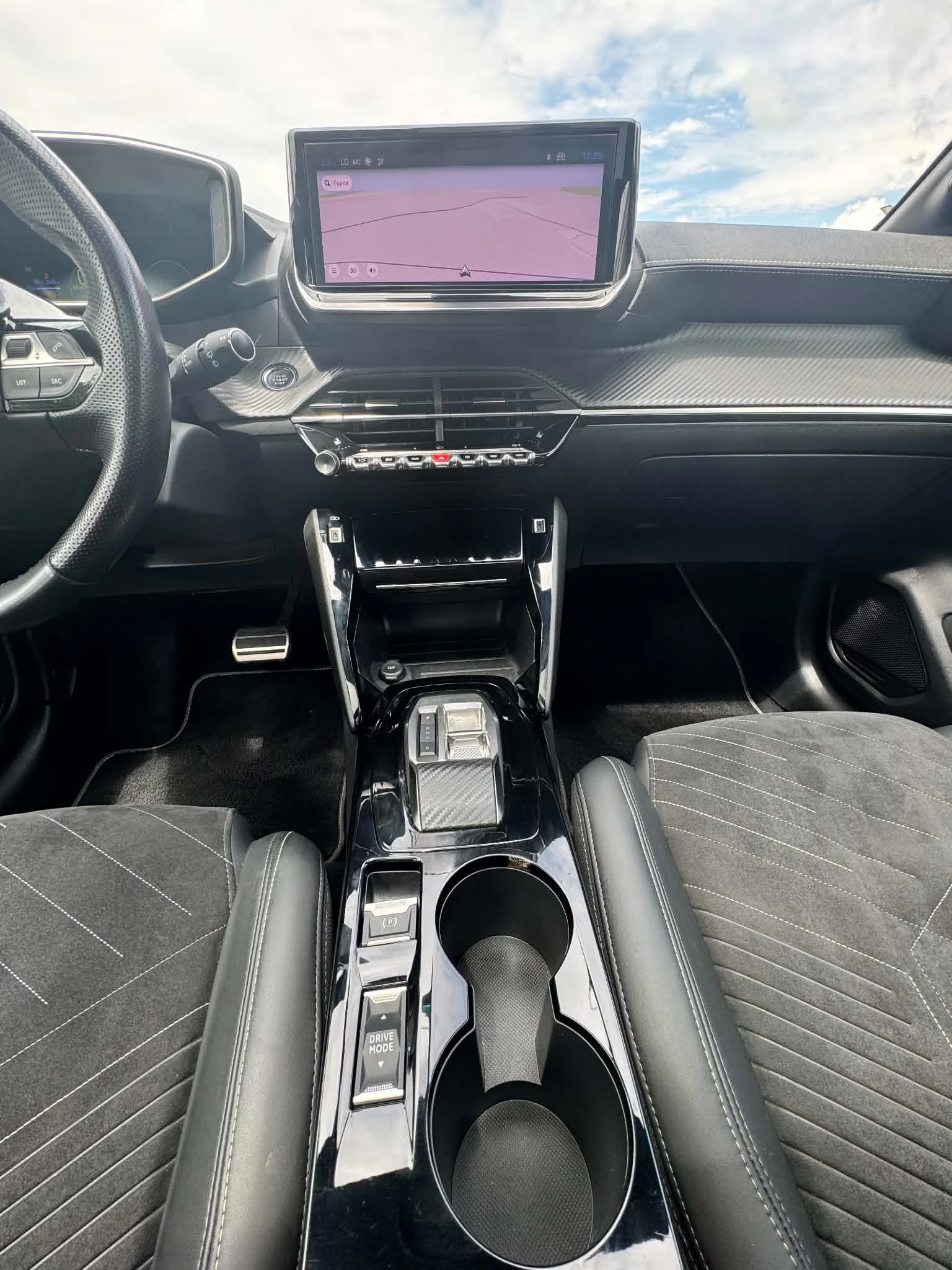 Peugeot 208 208 GT, снимка 11 - Автомобили и джипове - 55025912