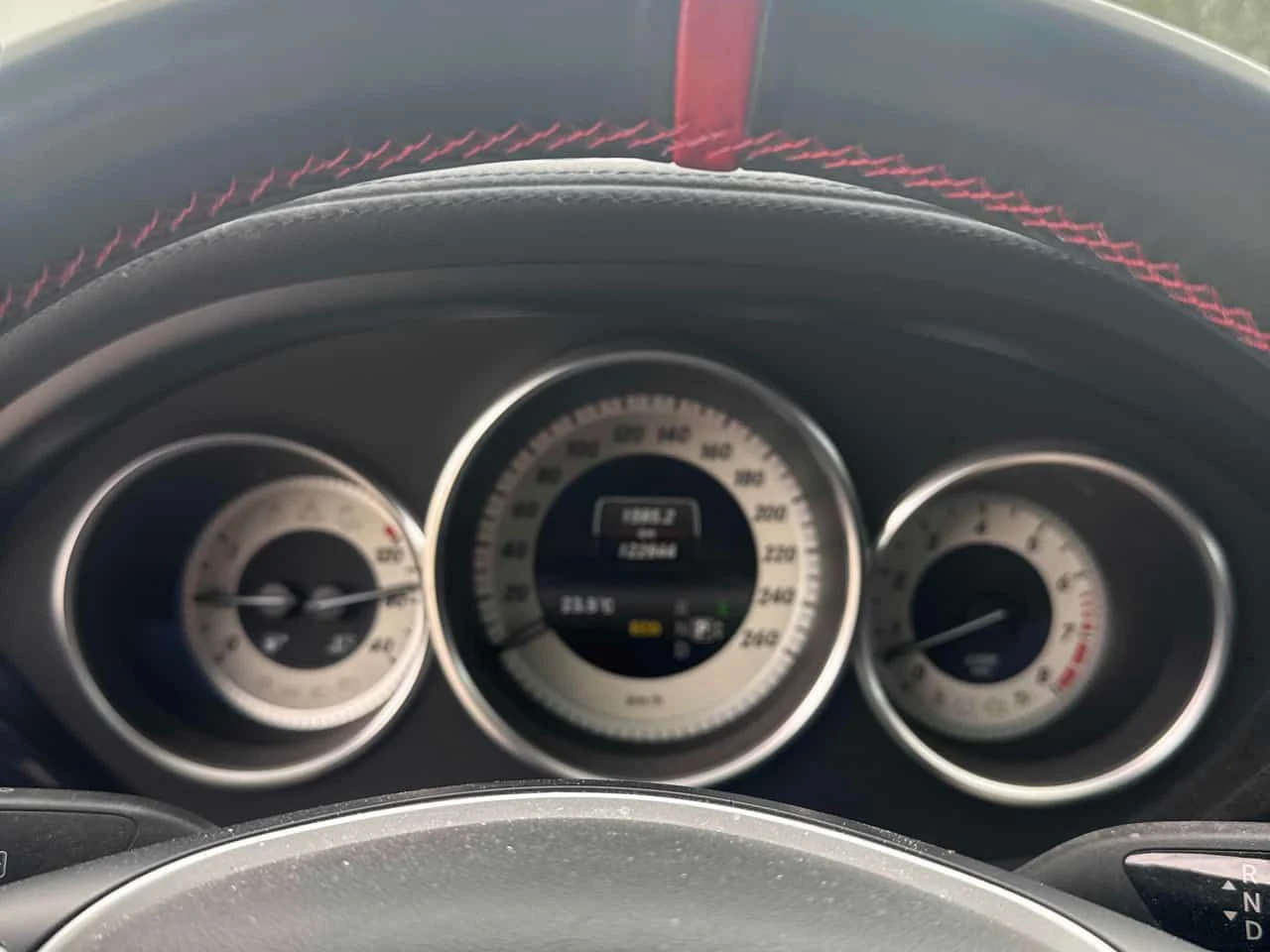 Mercedes-Benz CLS 550 * CARFAX * ОПЦИЯ ЗА ФИНАНСИРАНЕ, снимка 8 - Автомобили и джипове - 55040325