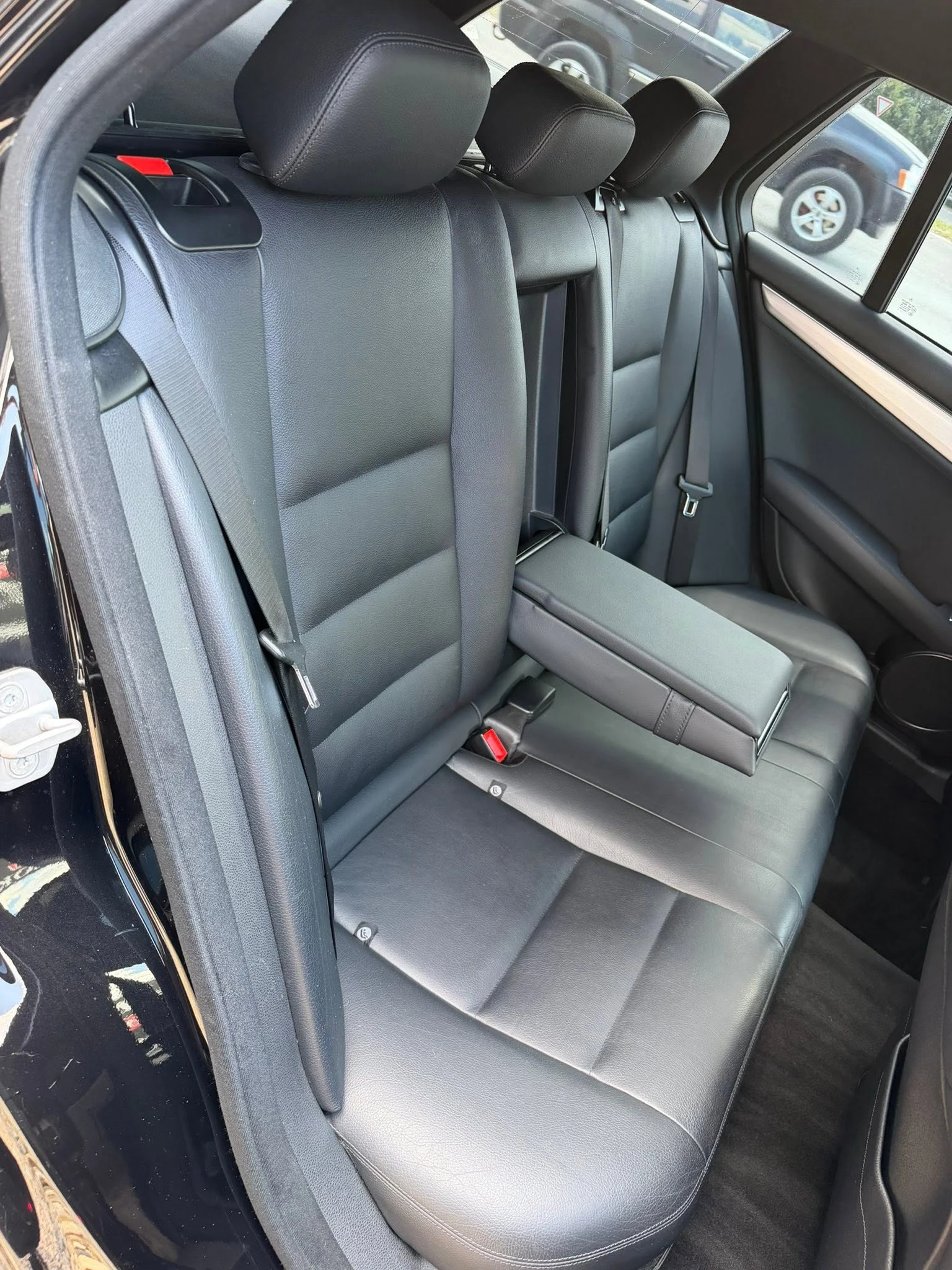 Mercedes-Benz C 250 CDI* 204* AMG, снимка 15 - Автомобили и джипове - 55125586