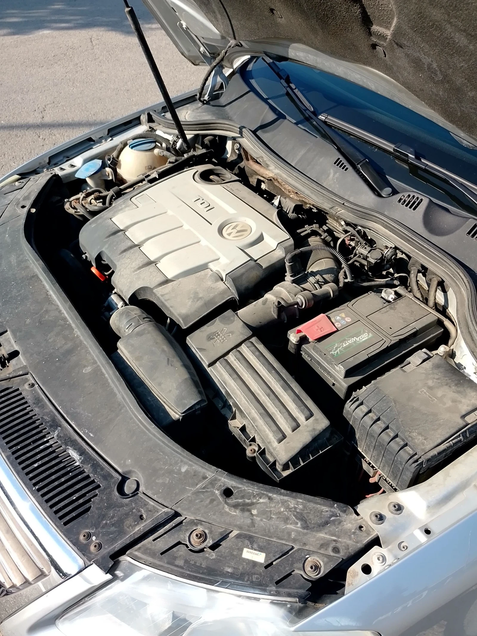 VW Passat, снимка 5 - Автомобили и джипове - 55409039