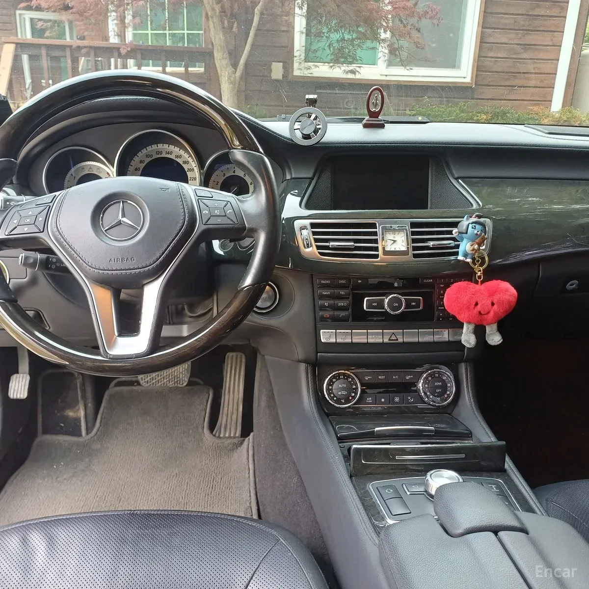 Mercedes-Benz CLS 350 AMG* LINE* TOPCENA* , снимка 7 - Автомобили и джипове - 55574976