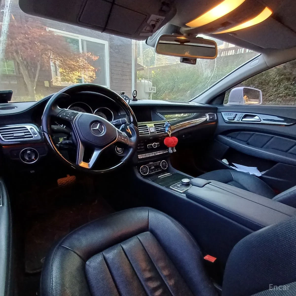Mercedes-Benz CLS 350 AMG* LINE* TOPCENA* , снимка 2 - Автомобили и джипове - 55574976