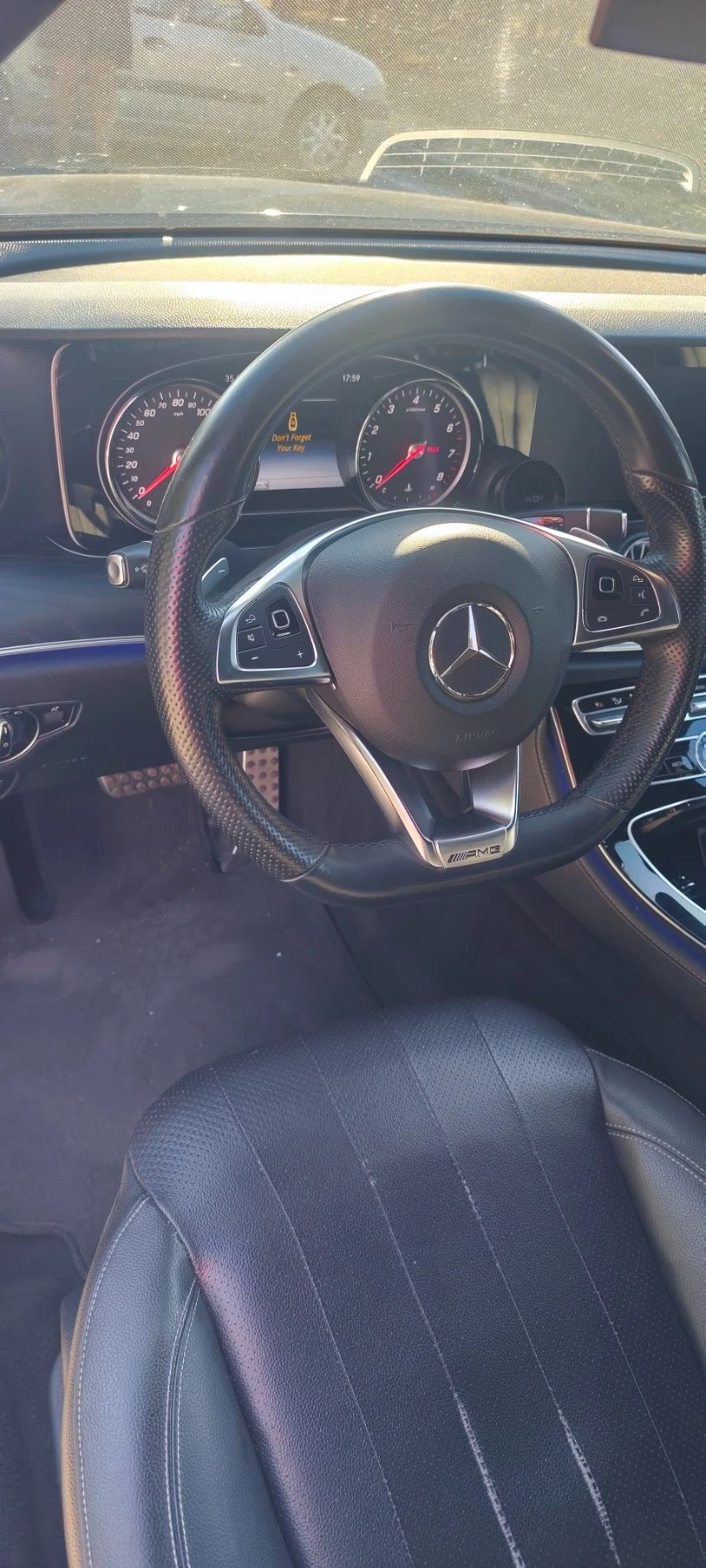 Mercedes-Benz E 300 W213, снимка 9 - Автомобили и джипове - 55674328