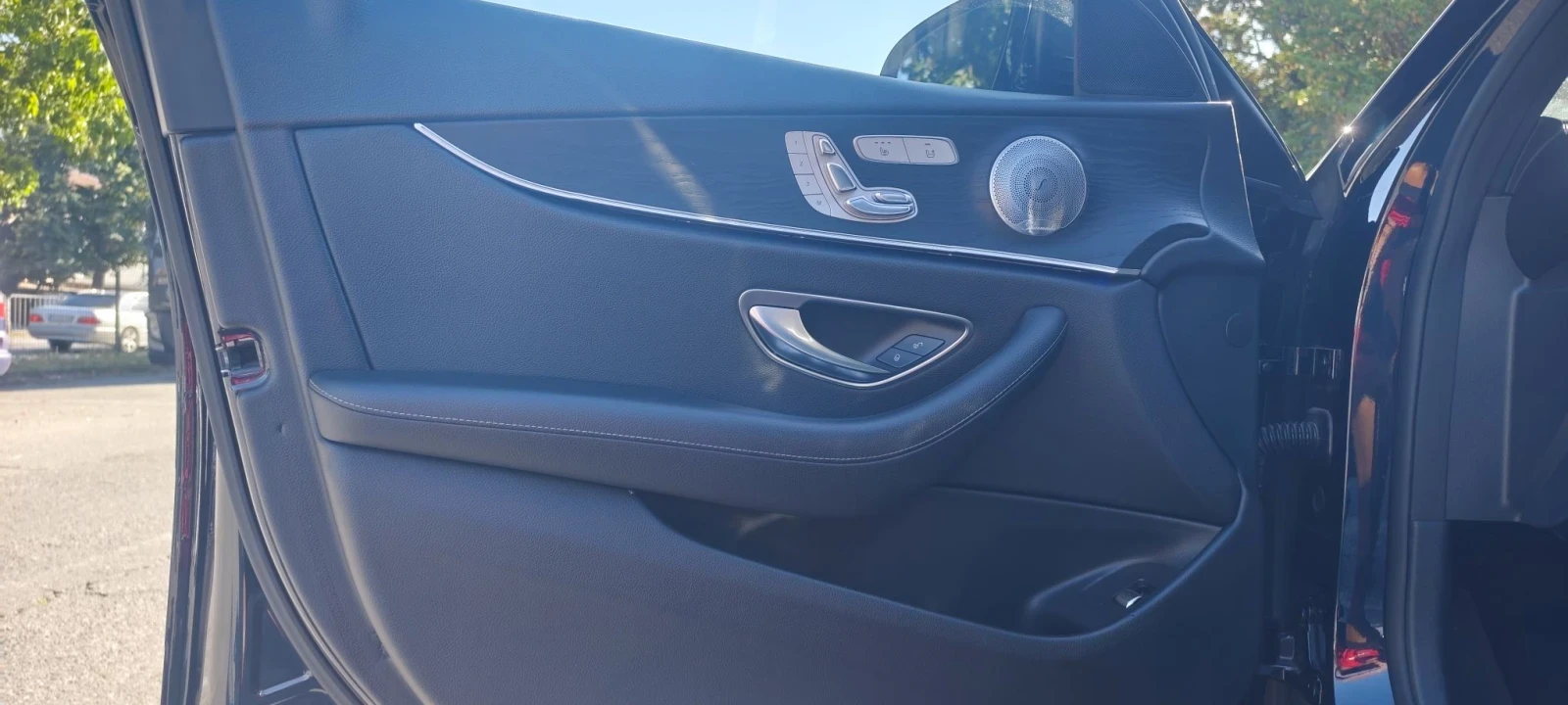 Mercedes-Benz E 300 W213, снимка 10 - Автомобили и джипове - 55674328