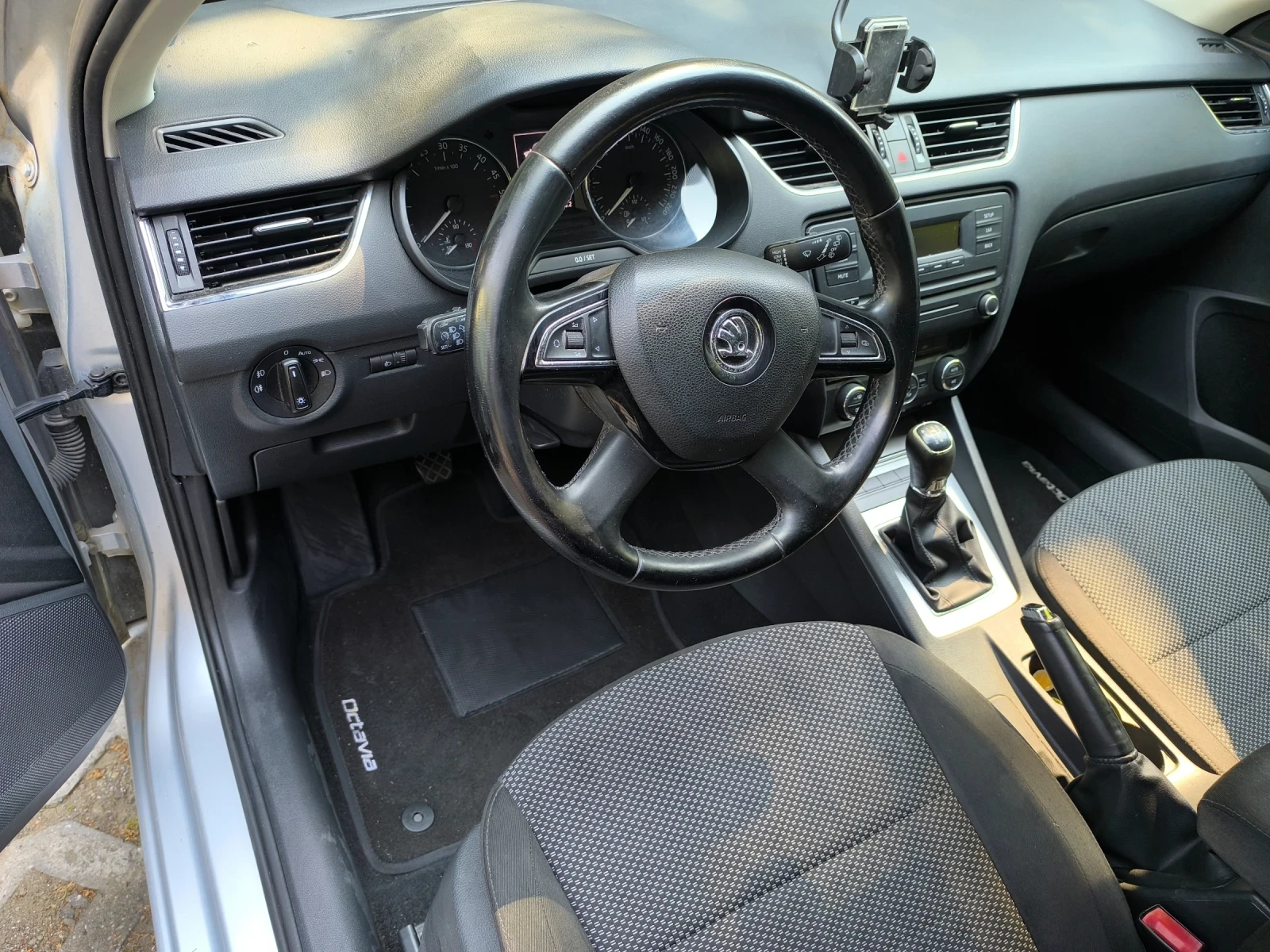 Skoda Octavia III, снимка 10 - Автомобили и джипове - 55781094
