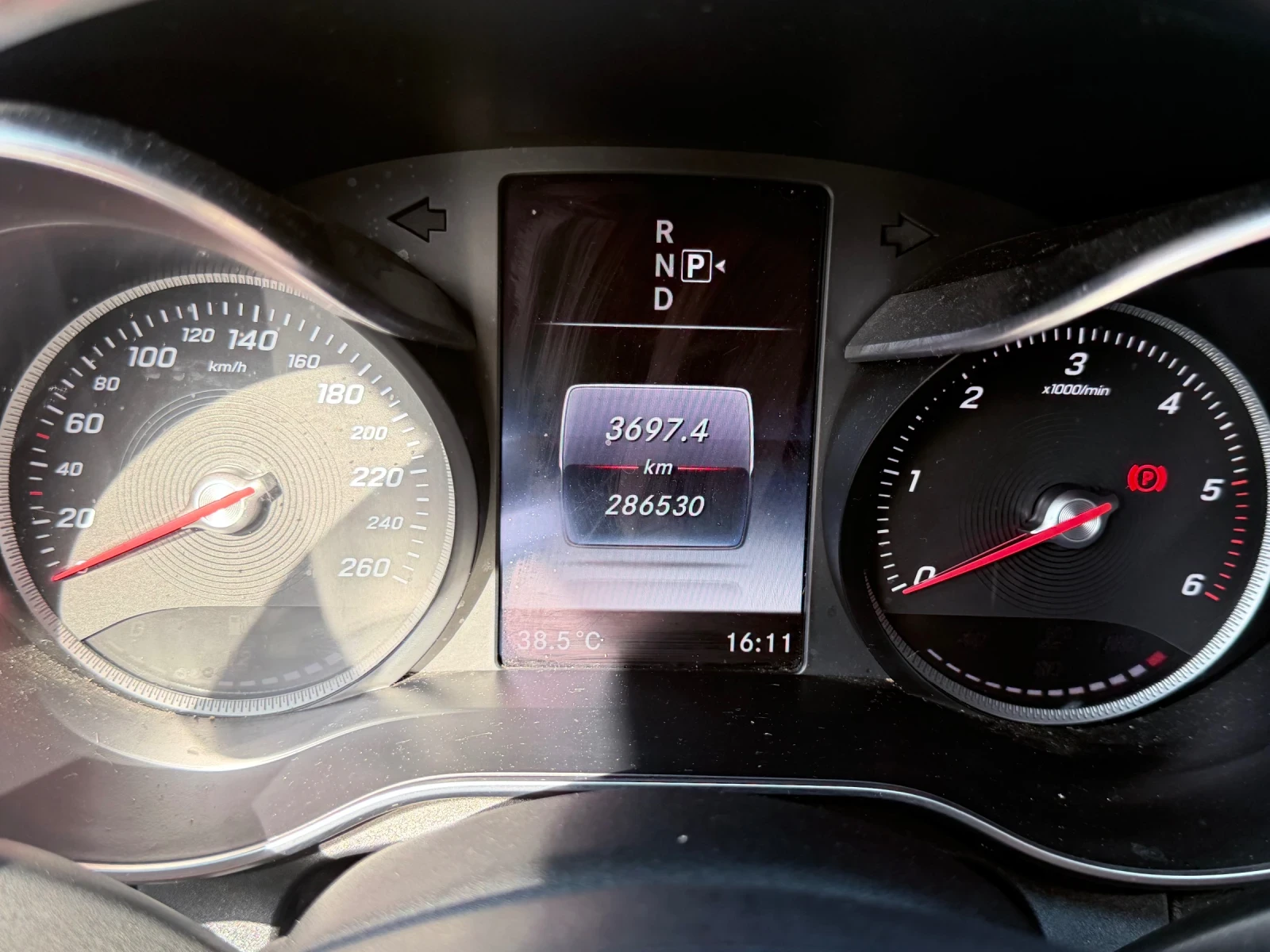 Mercedes-Benz C 220 D/Edition/Airmatic, снимка 14 - Автомобили и джипове - 55891890