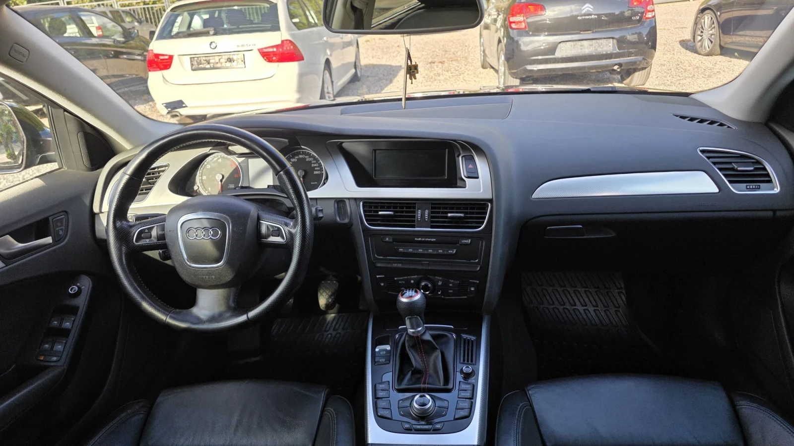 Audi A4 2.0 TDI, снимка 13 - Автомобили и джипове - 55984360