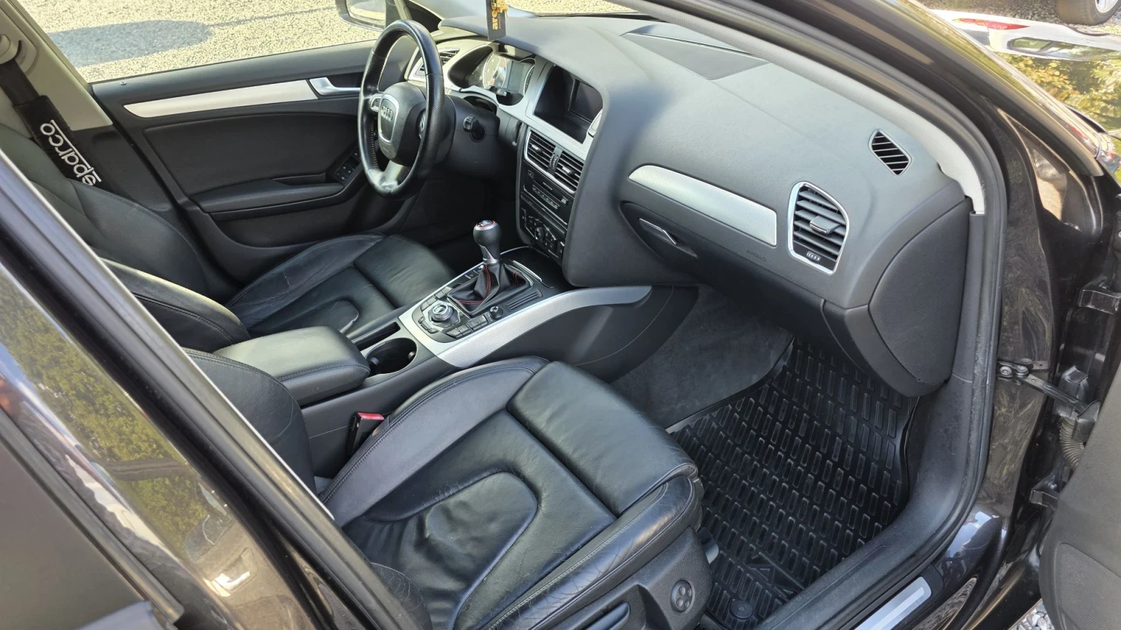 Audi A4 2.0 TDI, снимка 12 - Автомобили и джипове - 55984360