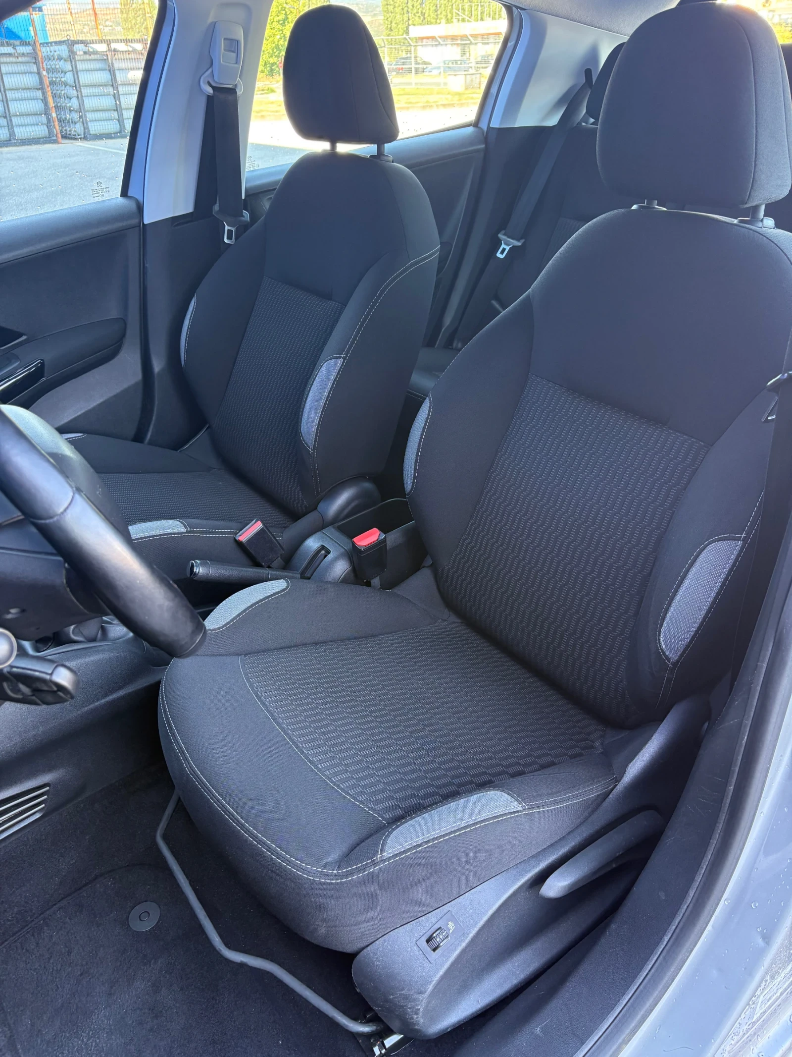 Peugeot 208 1.6HDI EURO 6 | Mobile.bg � ����������� 9
