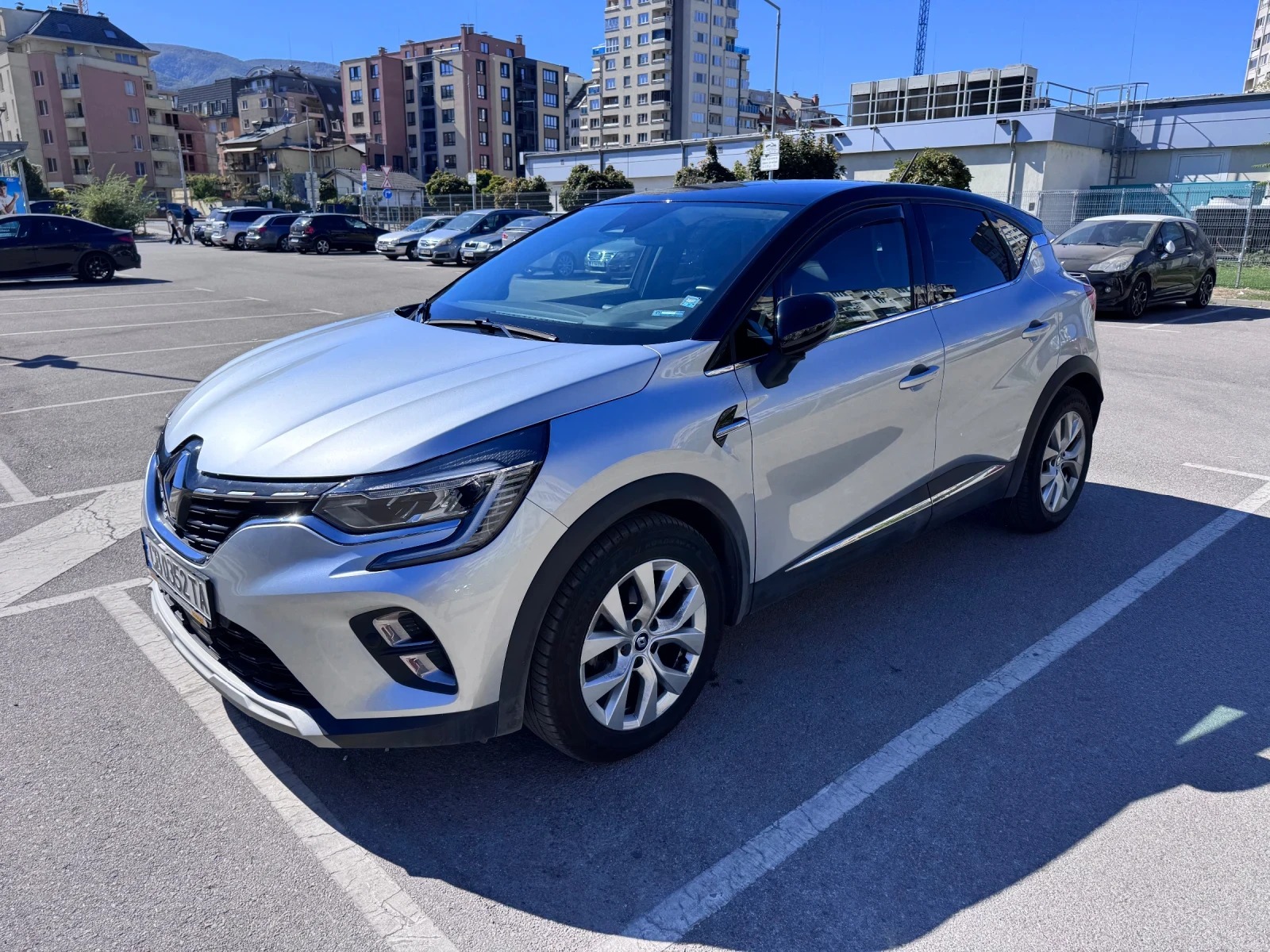 Renault Captur Intens | Mild hybrid, снимка 3 - Автомобили и джипове - 56437585