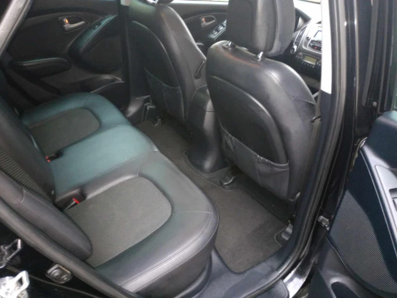 Hyundai IX35 1.7CRDI KOJA, снимка 7 - Автомобили и джипове - 47483968