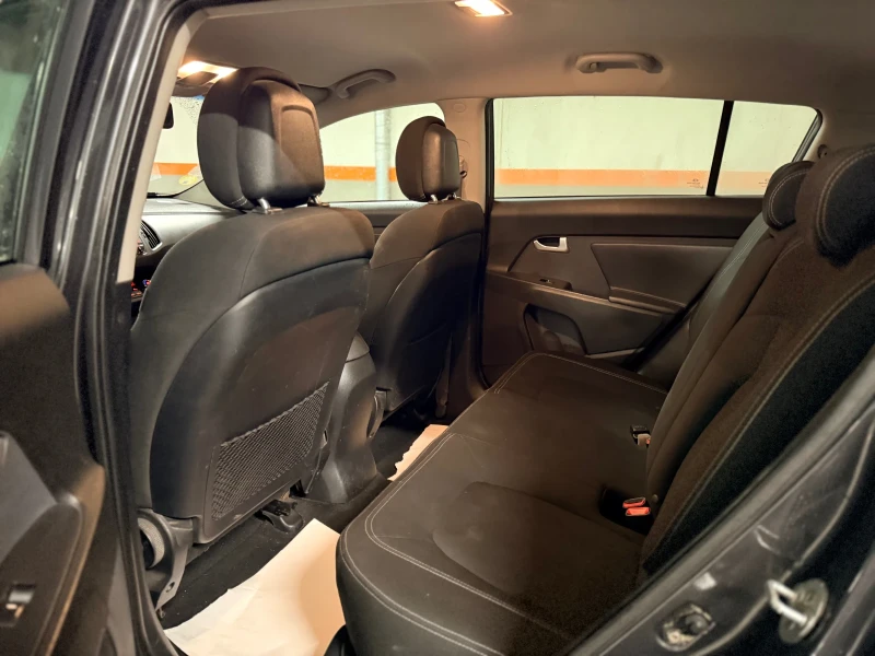 Kia Sportage 2.0CRDI 4x4 Лизинг през Уникредит по 365лв, снимка 13 - Автомобили и джипове - 52559637