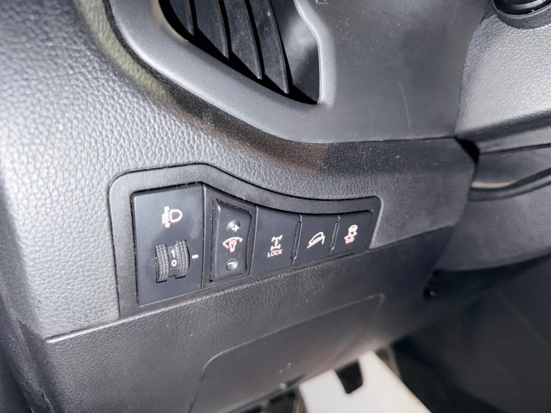 Kia Sportage 2.0CRDI 4x4 Лизинг през Уникредит по 365лв, снимка 9 - Автомобили и джипове - 52559637