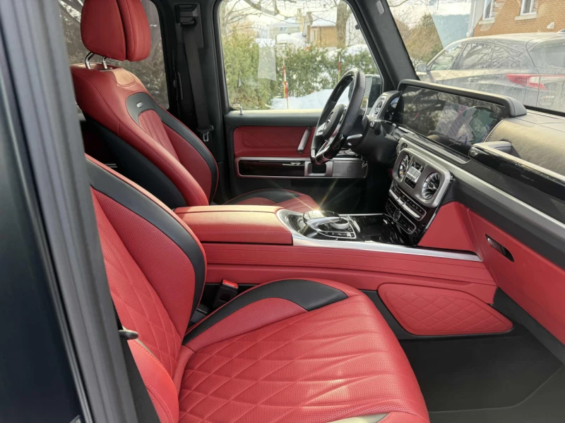 Mercedes-Benz G 63 AMG Дистроник* 360 камера* Подгреви* Обдухвания, снимка 13 - Автомобили и джипове - 53559939