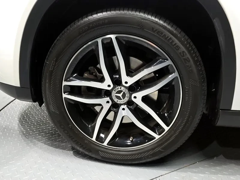 Mercedes-Benz GLA 220, снимка 5 - Автомобили и джипове - 55938758