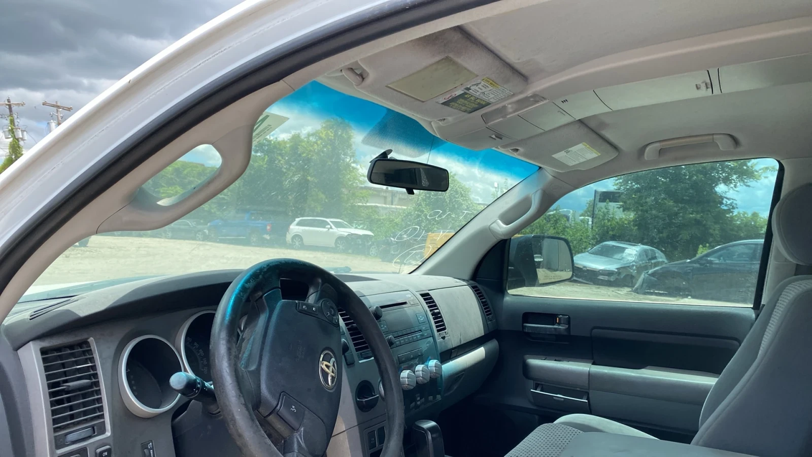 Toyota Tundra 4, 6 SR5 - изображение 8