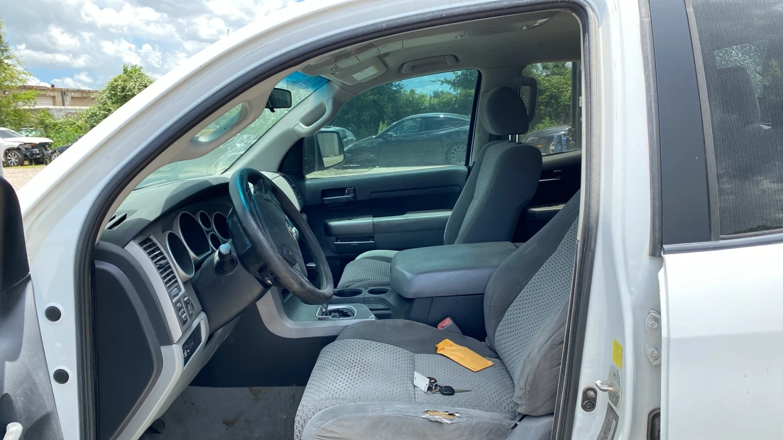 Toyota Tundra 4, 6 SR5 | Mobile.bg   13