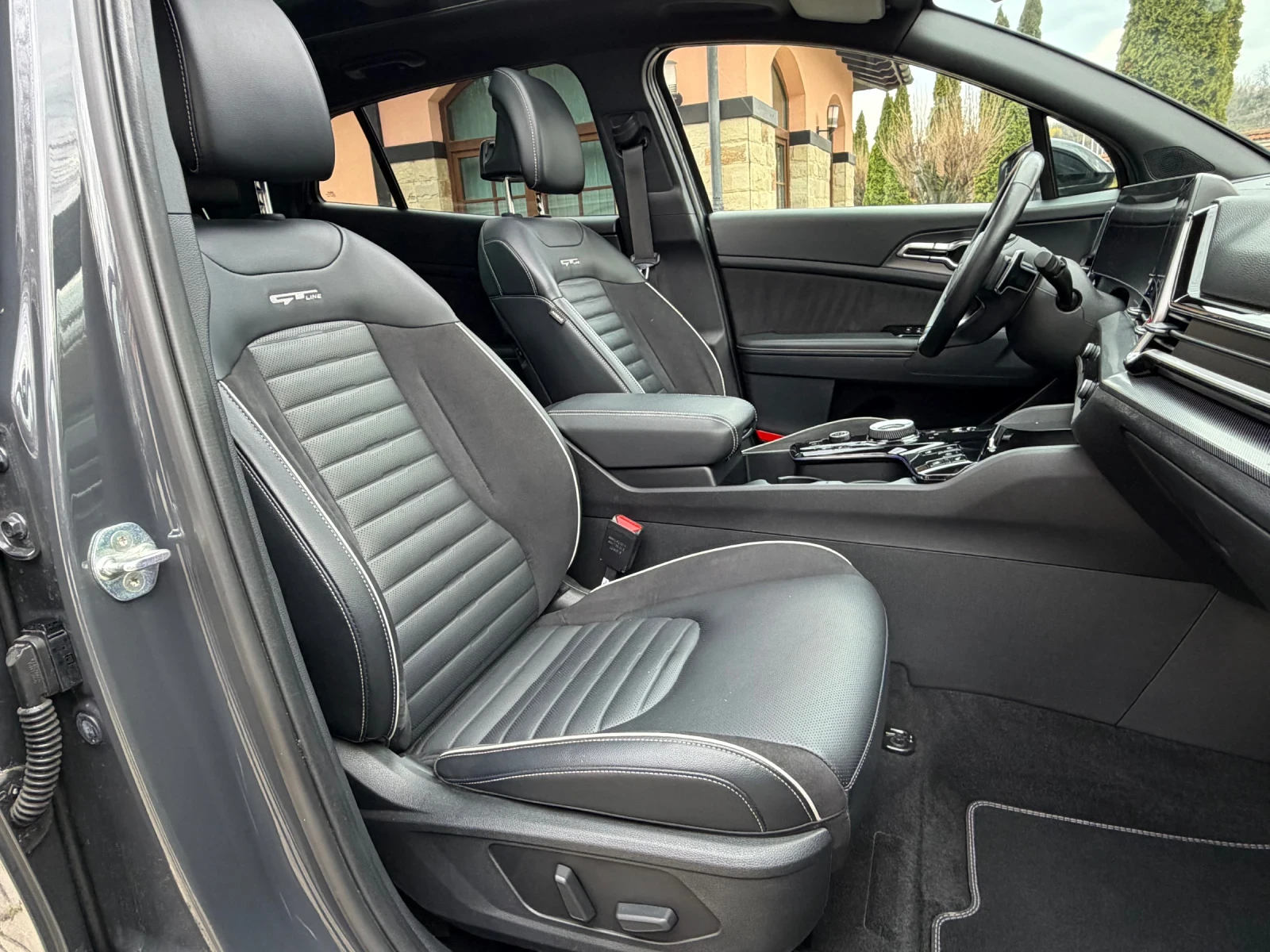 Kia Sportage 1.6crdi/GTlinePlus/4x4/Pano/Memory/360кам/Full, снимка 11 - Автомобили и джипове - 53995141