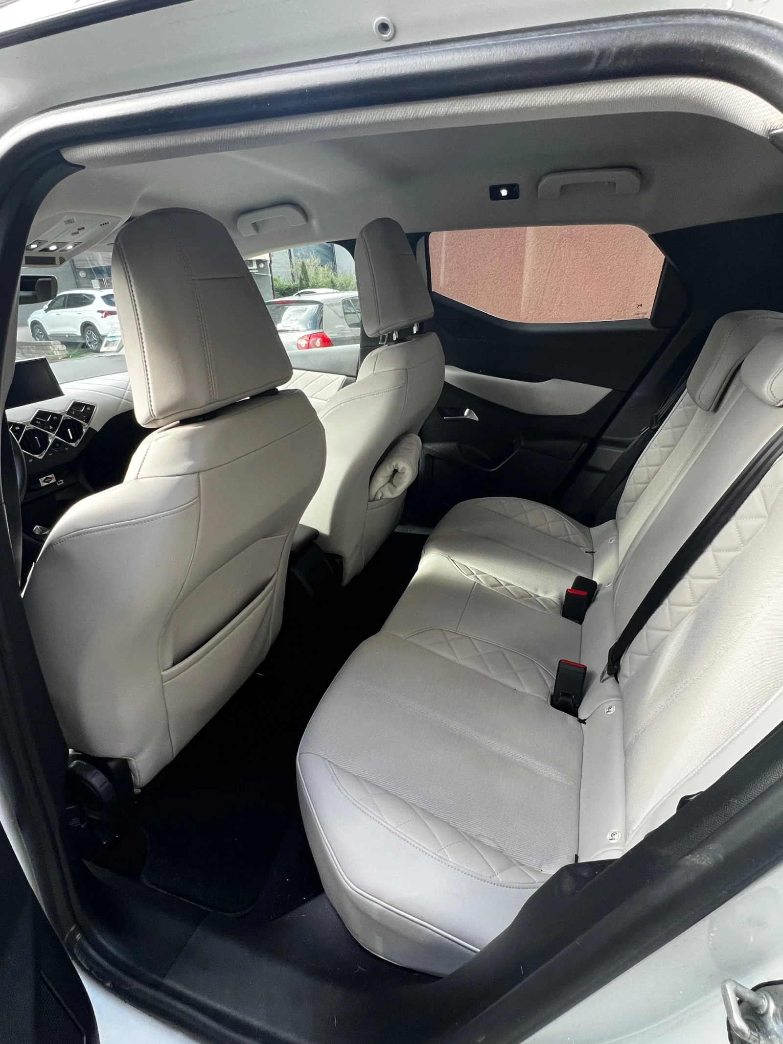 DS DS 3 Crossback 1.3i, снимка 7 - Автомобили и джипове - 54115822