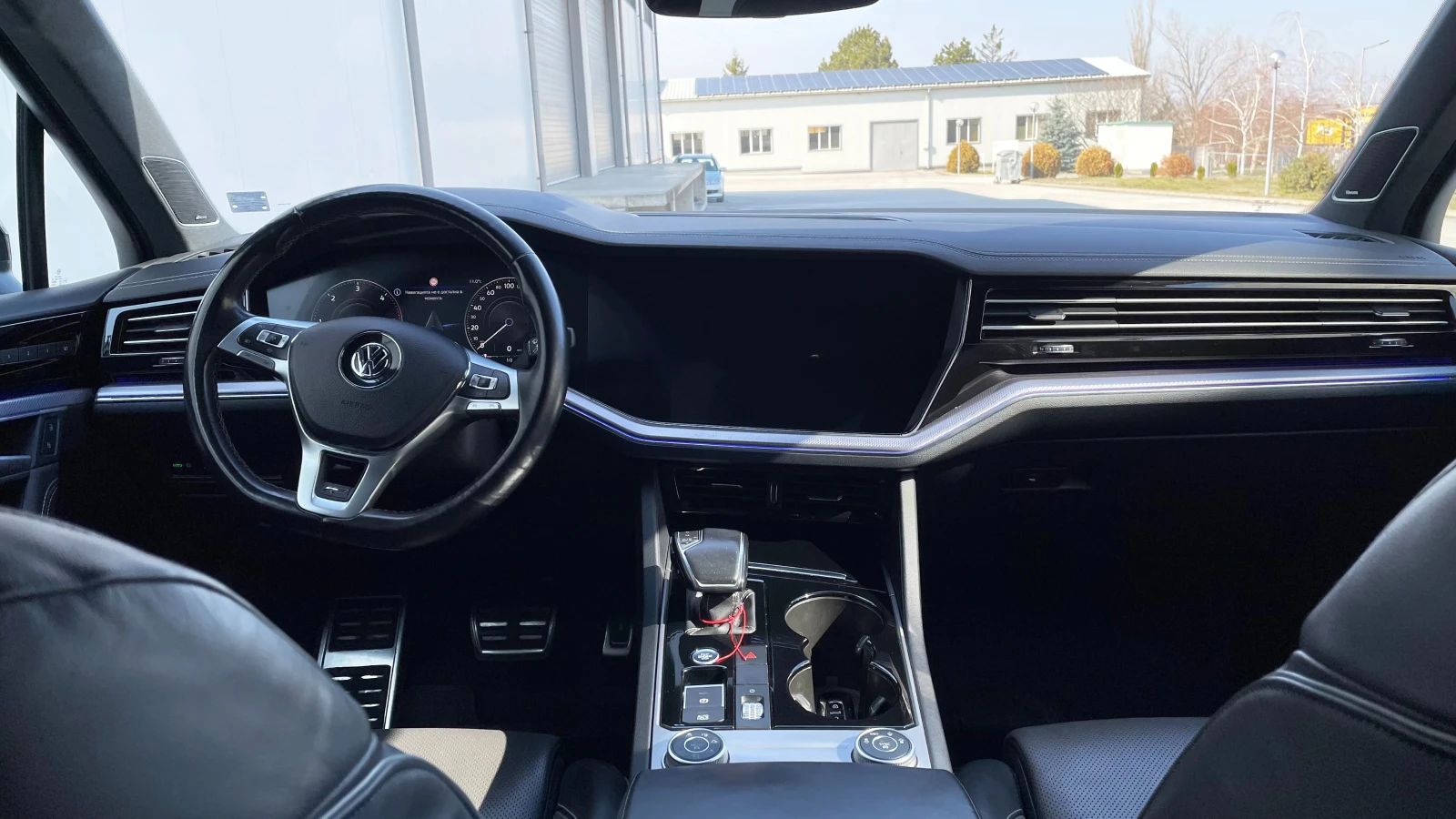 VW Touareg V6 TDI 4MOTION R-line, снимка 13 - Автомобили и джипове - 54482342