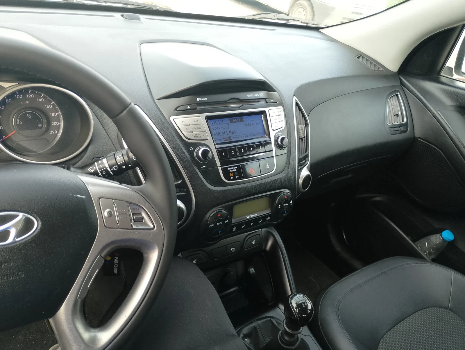 Hyundai IX35 1.7crdi, снимка 9 - Автомобили и джипове - 54495650