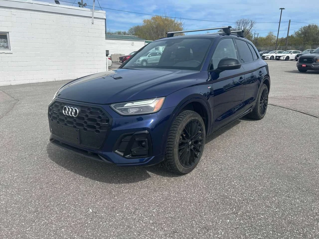 Audi Q5  Progressiv | DISTRONIC | ПАНОРАМА | + ГУМИ ДЖАНТИ