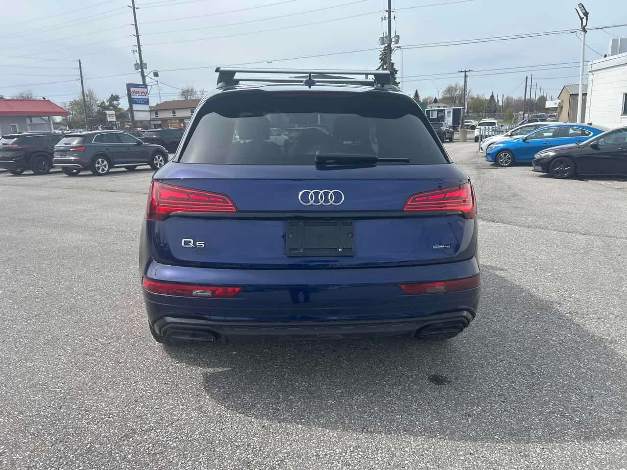 Audi Q5  Progressiv | DISTRONIC | ПАНОРАМА | + ГУМИ ДЖАНТИ, снимка 4 - Автомобили и джипове - 54668953