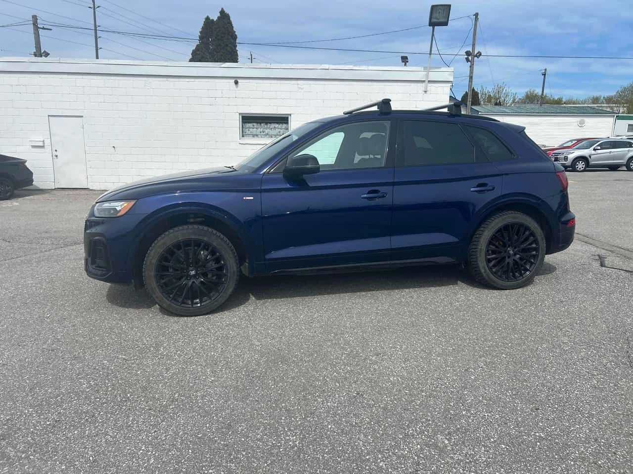 Audi Q5  Progressiv | DISTRONIC | ПАНОРАМА | + ГУМИ ДЖАНТИ, снимка 2 - Автомобили и джипове - 54668953
