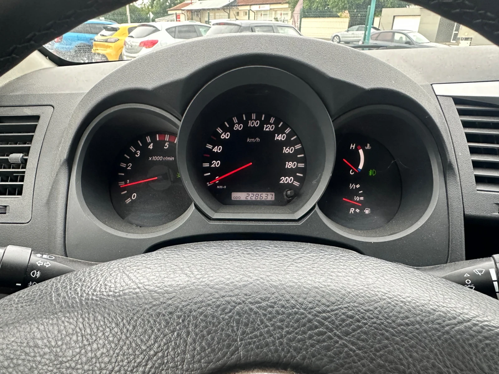 Toyota Hilux 3.0 D4D, снимка 12 - Автомобили и джипове - 54885118