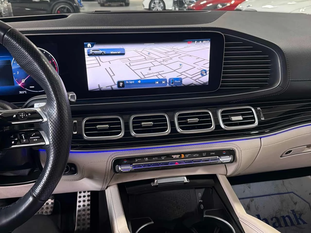 Mercedes-Benz GLS 450 * CARFAX * ОПЦИЯ ЗА ФИНАНСИРАНЕ , снимка 9 - Автомобили и джипове - 55328783