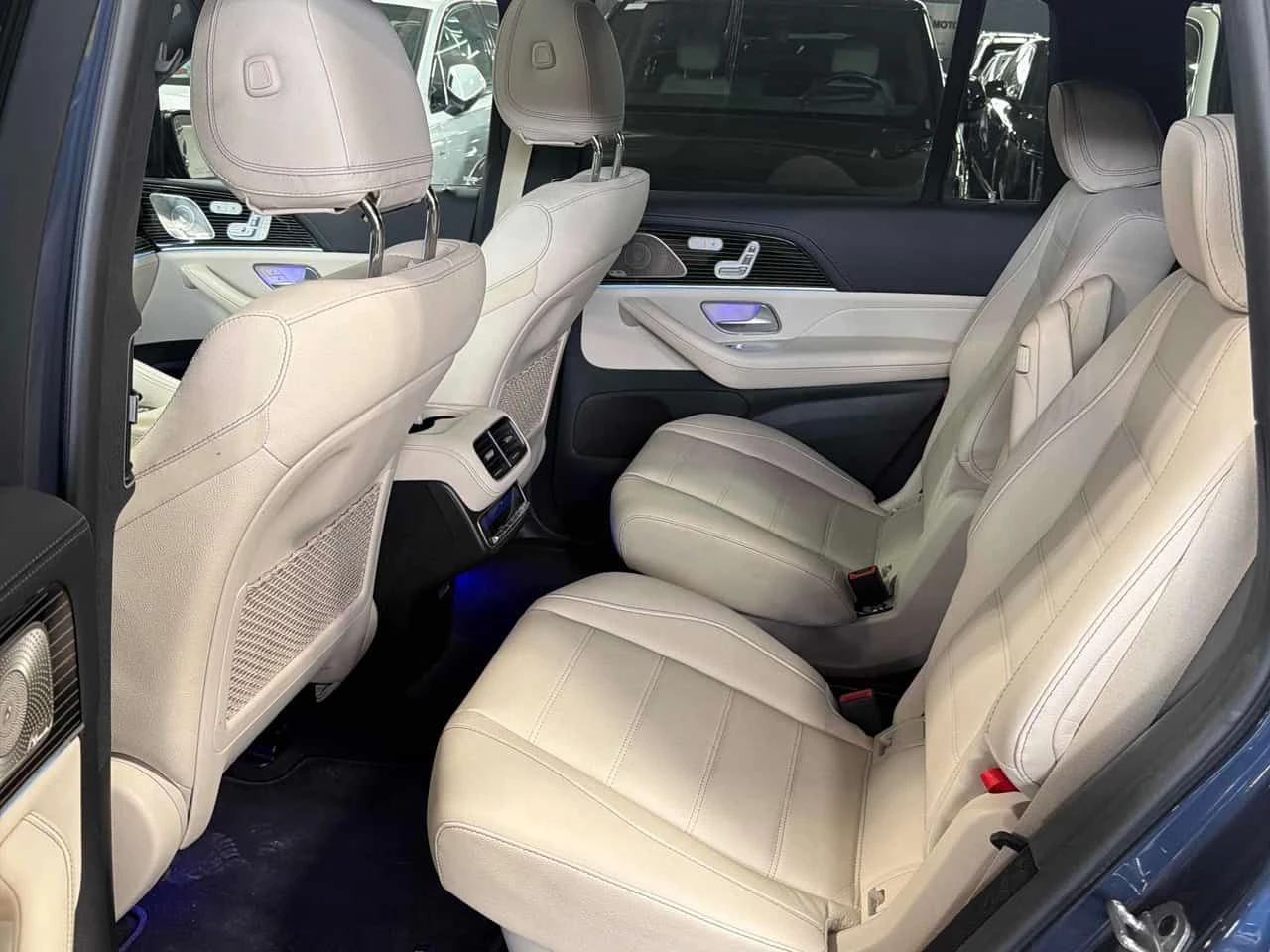 Mercedes-Benz GLS 450 * CARFAX * ОПЦИЯ ЗА ФИНАНСИРАНЕ , снимка 10 - Автомобили и джипове - 55328783