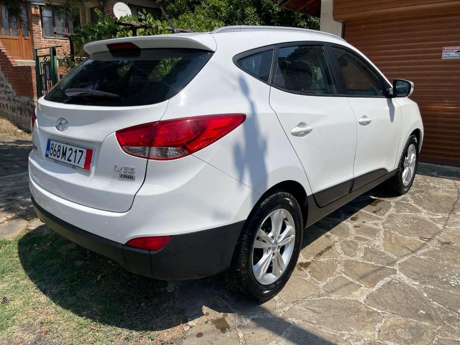 Hyundai IX35 1.7 дизел навигация , снимка 4 - Автомобили и джипове - 55656428