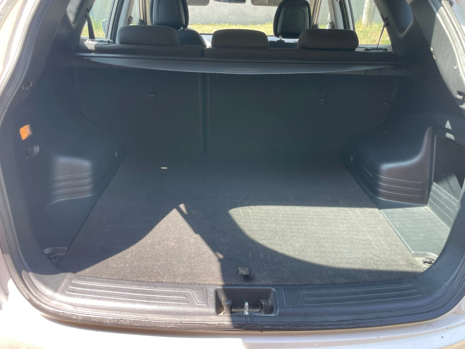 Hyundai IX35 1.7 дизел навигация , снимка 13 - Автомобили и джипове - 55656428