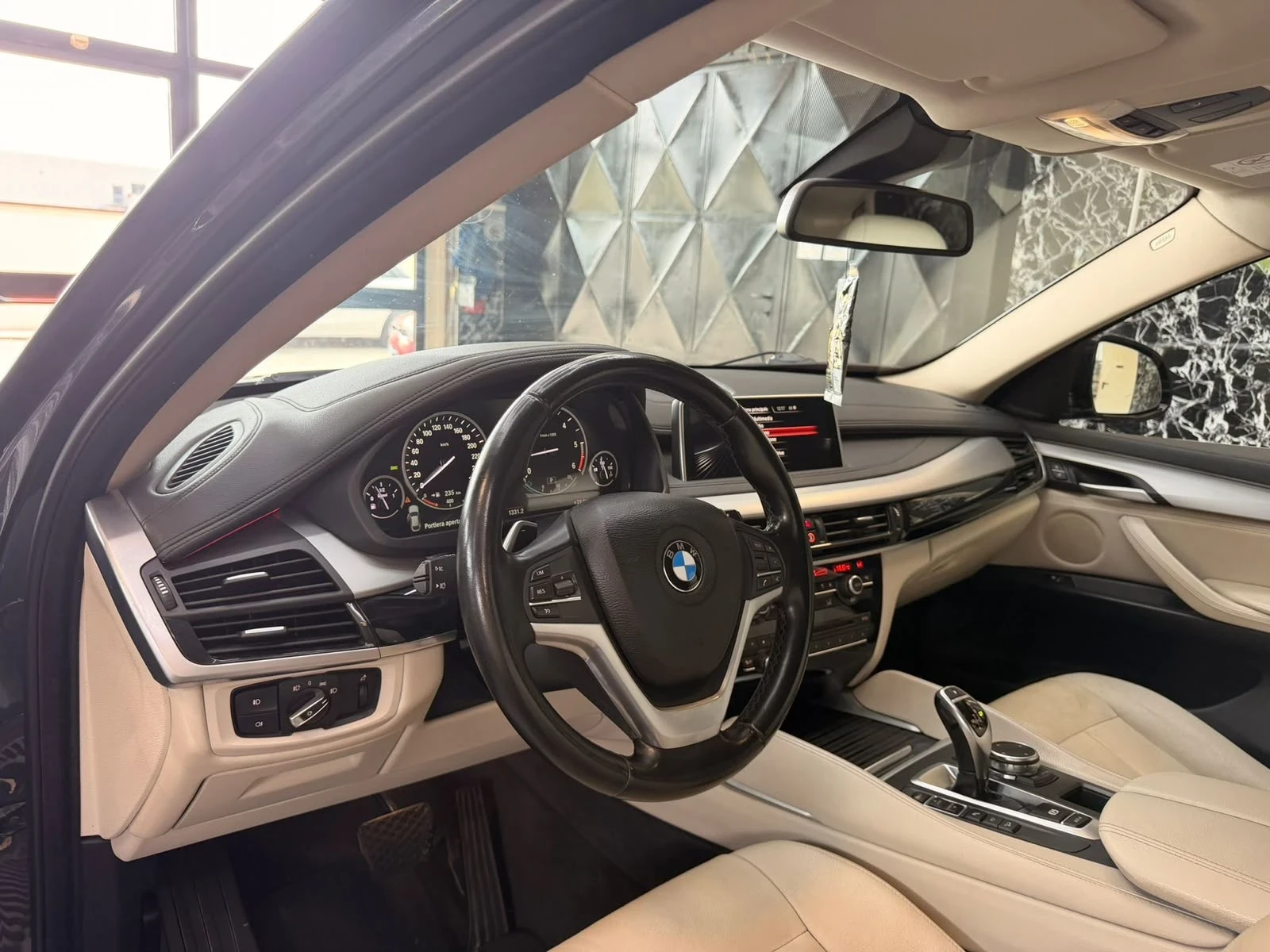 BMW X6 xDrive30d Extravagance, снимка 9 - Автомобили и джипове - 55792449