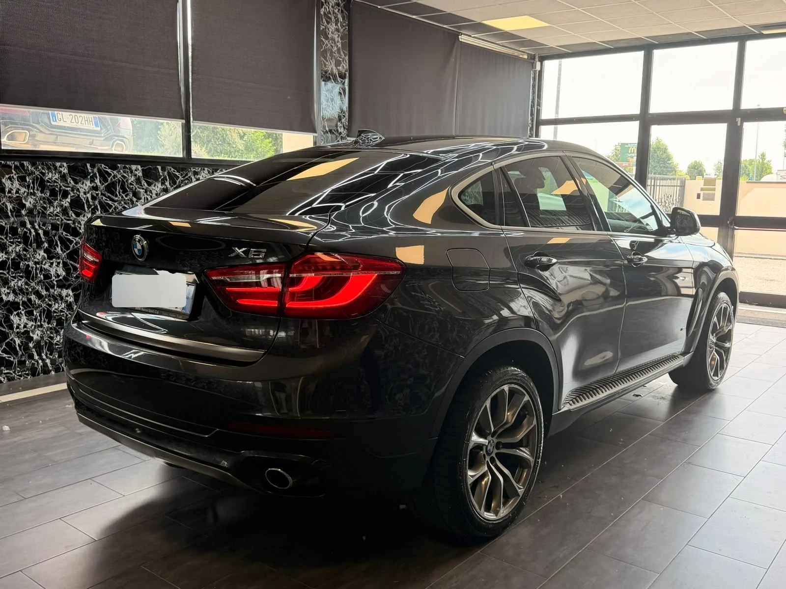 BMW X6 xDrive30d Extravagance, снимка 4 - Автомобили и джипове - 55792449
