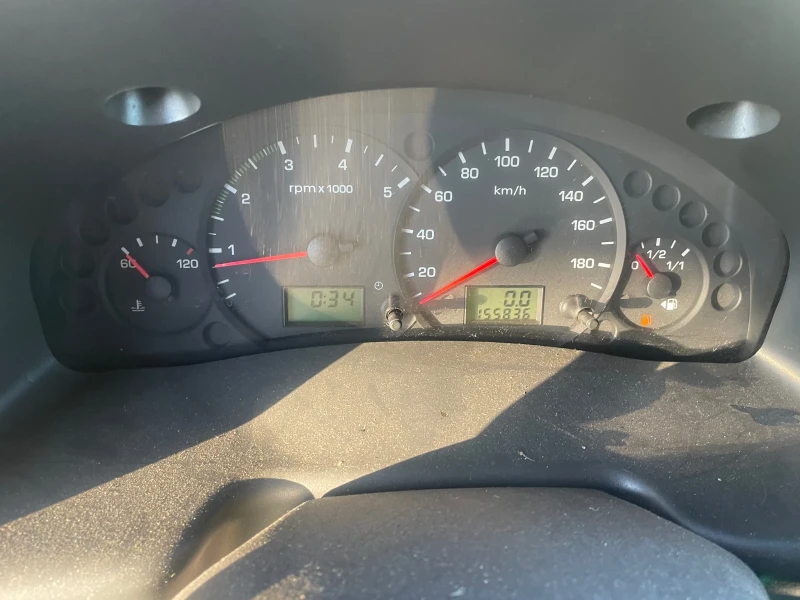 Ford Transit 2.0 клима 9 места , снимка 9 - Бусове и автобуси - 52928984