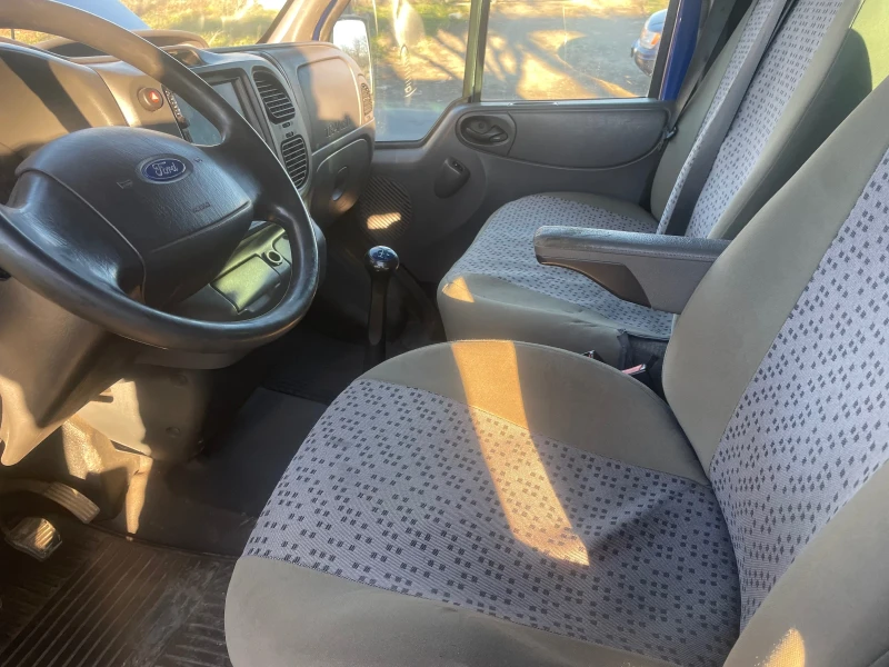 Ford Transit 2.0 клима 9 места , снимка 10 - Бусове и автобуси - 52928984