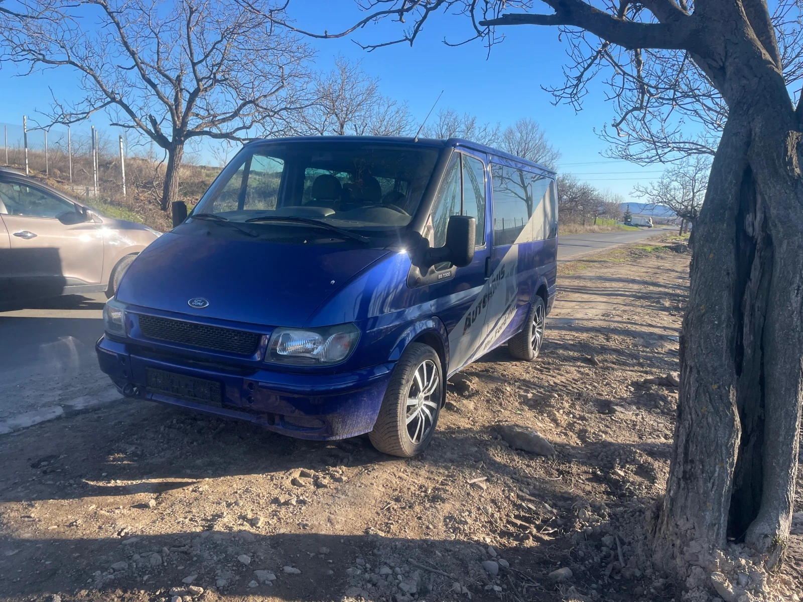 Ford Transit 2.0 клима 9 места , снимка 1