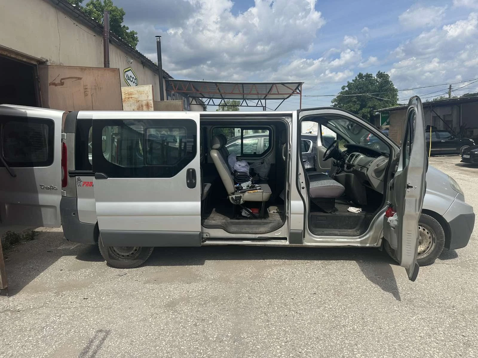 Renault Trafic Maxi, снимка 6 - Бусове и автобуси - 55752026