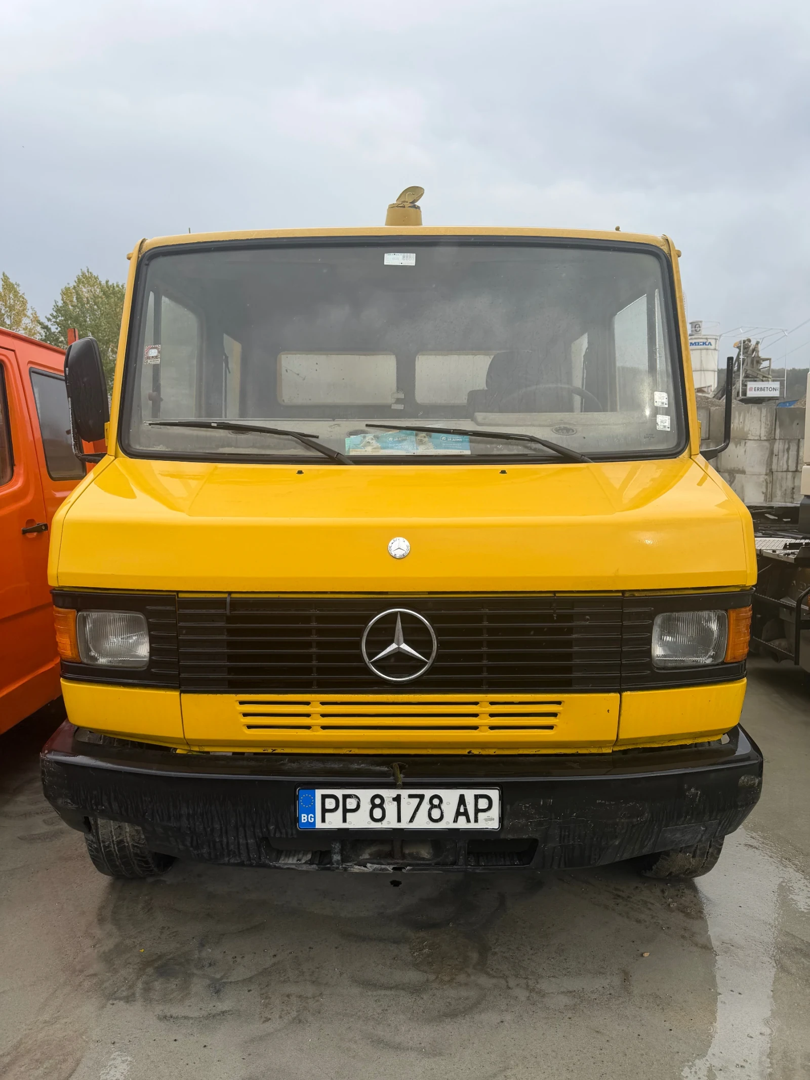 Mercedes-Benz 709 Самосвал - изображение 2