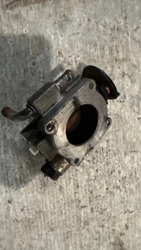 Дроселова Клапа за Chevrolet Spark 2010, снимка 2 - Части - 53012479