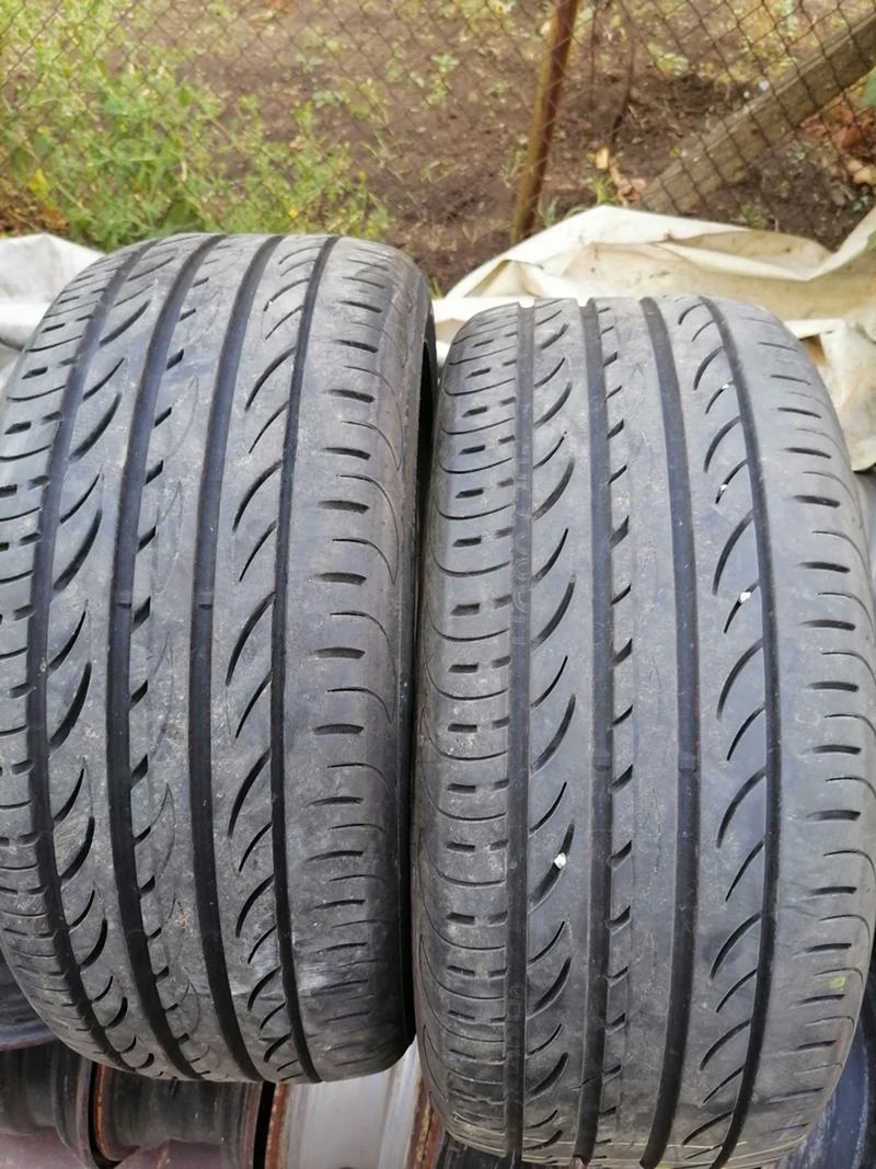 Гуми Летни 245/45R18, снимка 1 - Гуми и джанти - 29605934