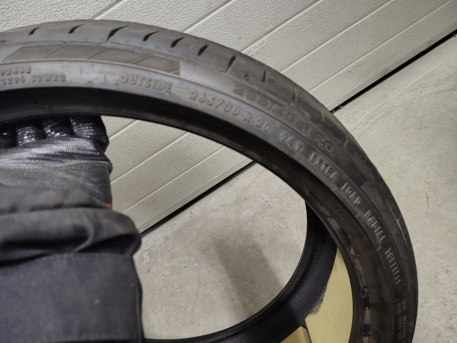 Гуми Летни 265/30R20, снимка 7 - Гуми и джанти - 55832054